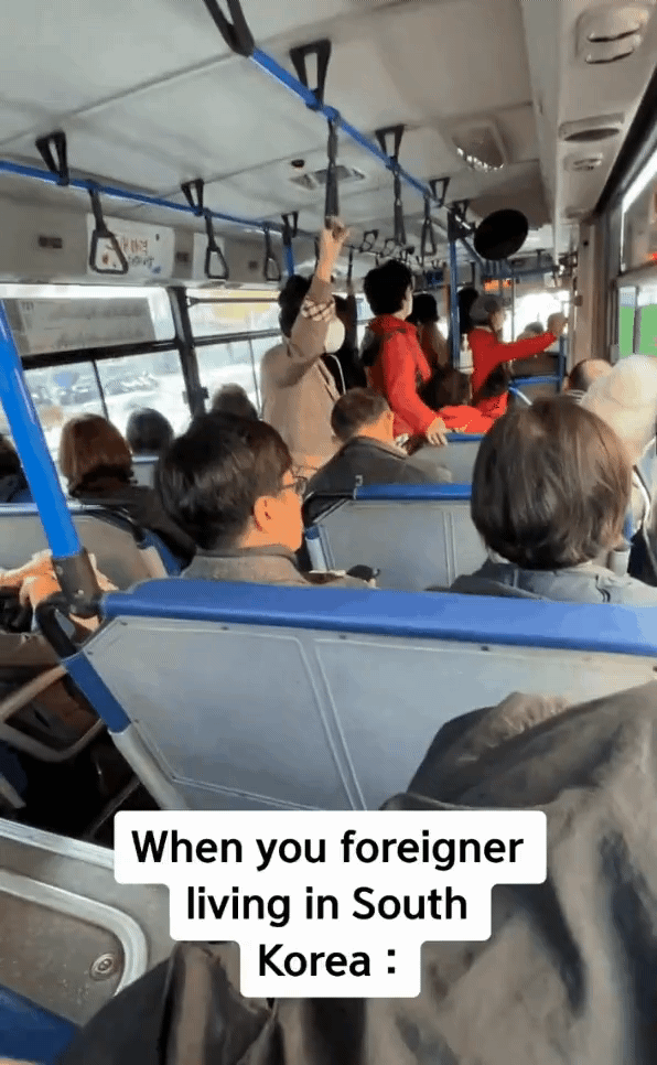 한국사람들이 피해서 서운한 러시아 여성