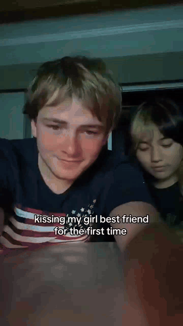 여사친이랑 카드놀이 하는 미국 청년