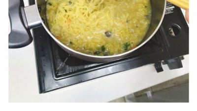 신기한 라면 만드는 회사