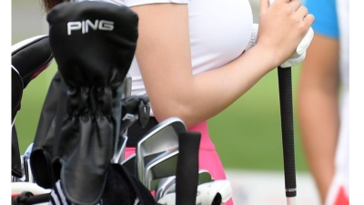 자연 인증하는 골프선수